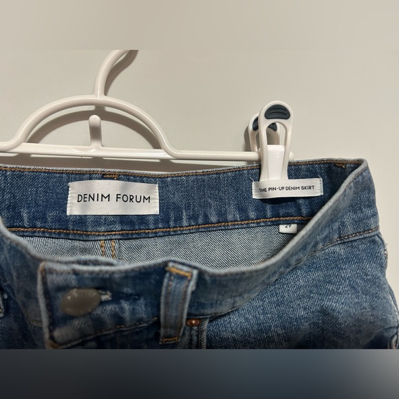 Aritzia Denim Forum The Pin-Up Denim Skirt - Picture 6 of 6